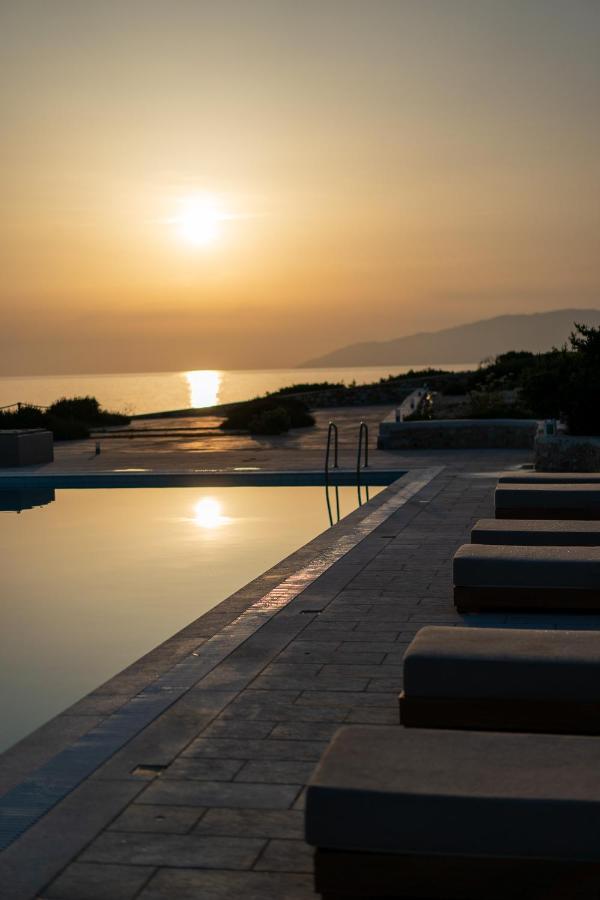 Ambassador Luxury Villas Santa Maria  Exterior photo